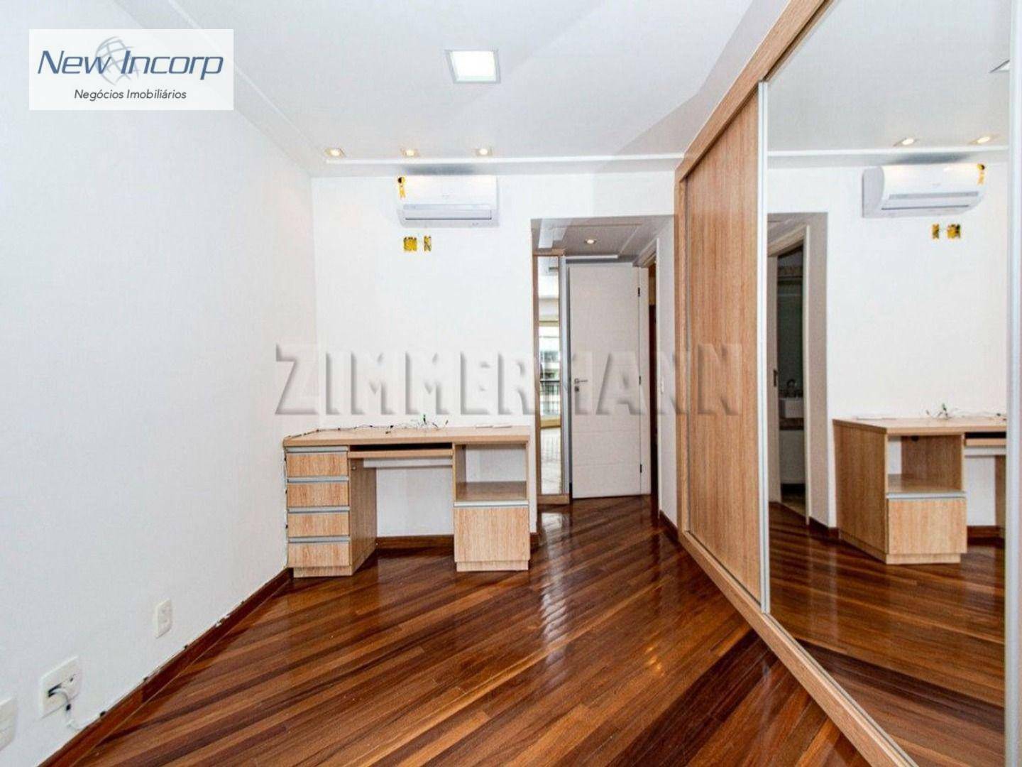 Apartamento à venda com 4 quartos, 210m² - Foto 15