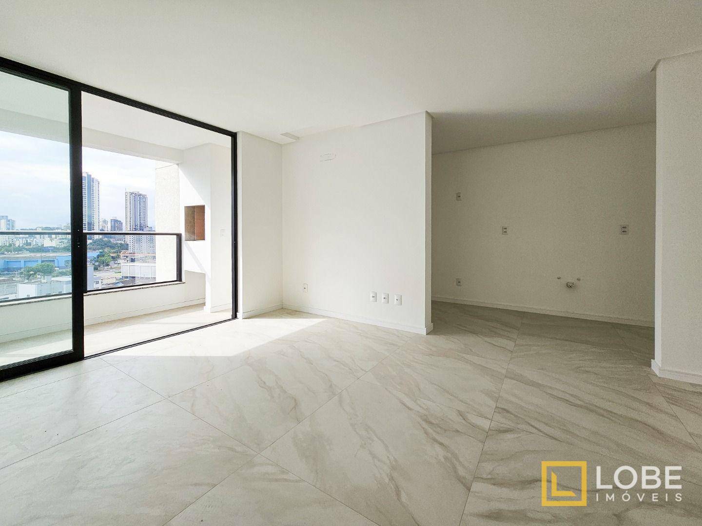 Apartamento à venda com 2 quartos, 68m² - Foto 2