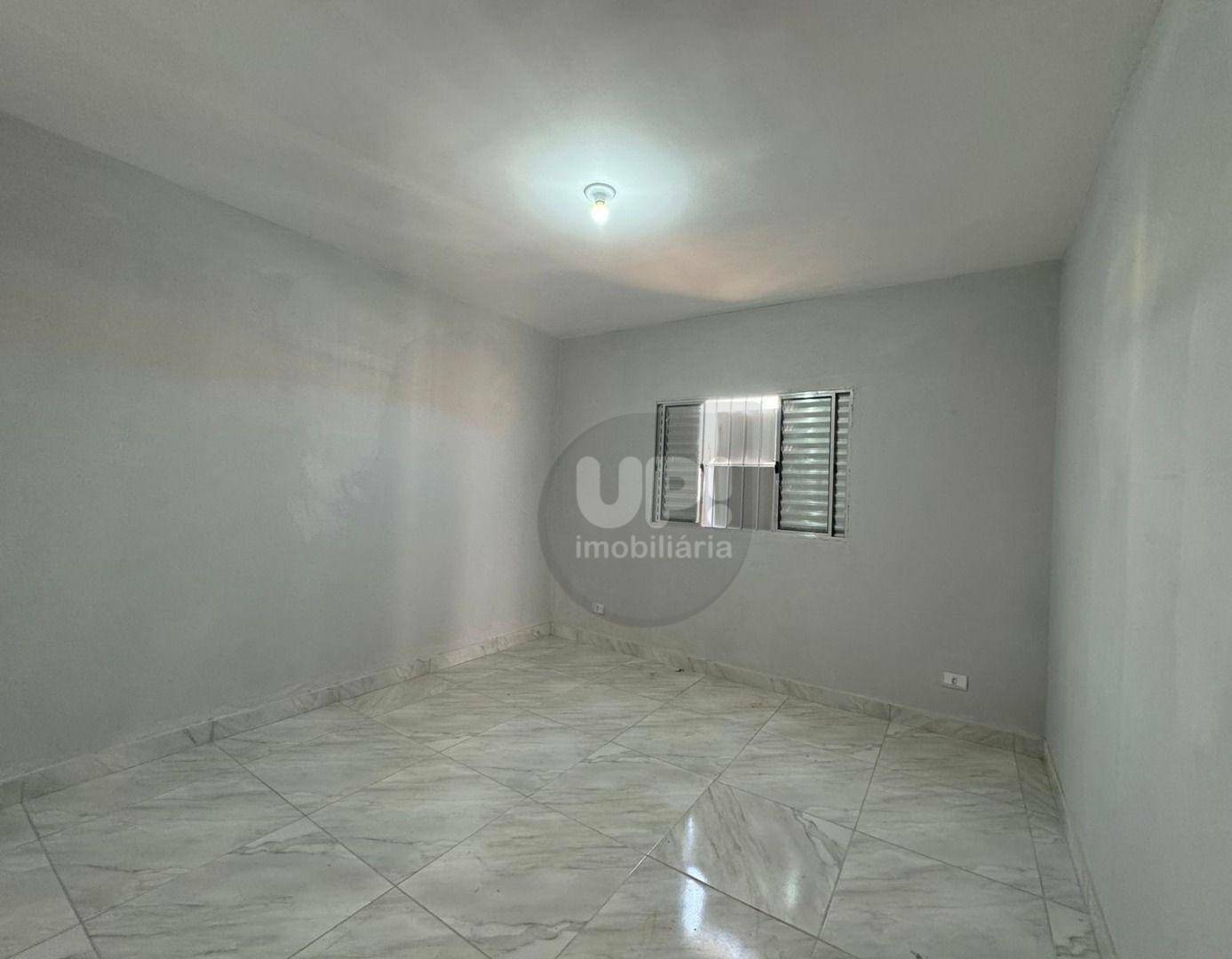 Casa à venda com 2 quartos, 53m² - Foto 7