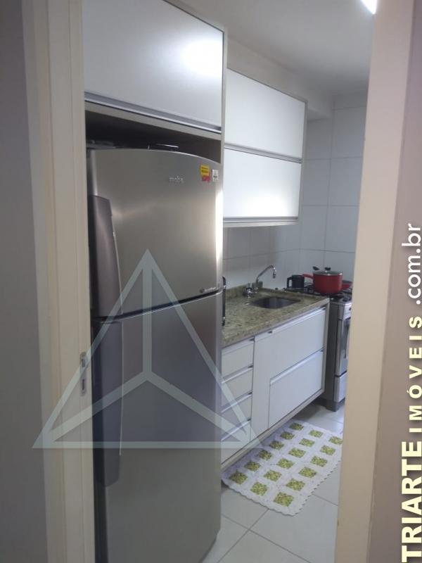 Apartamento à venda com 3 quartos, 82m² - Foto 4