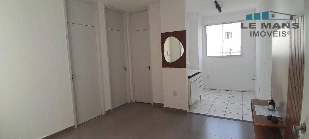 Apartamento à venda com 2 quartos, 48m² - Foto 2