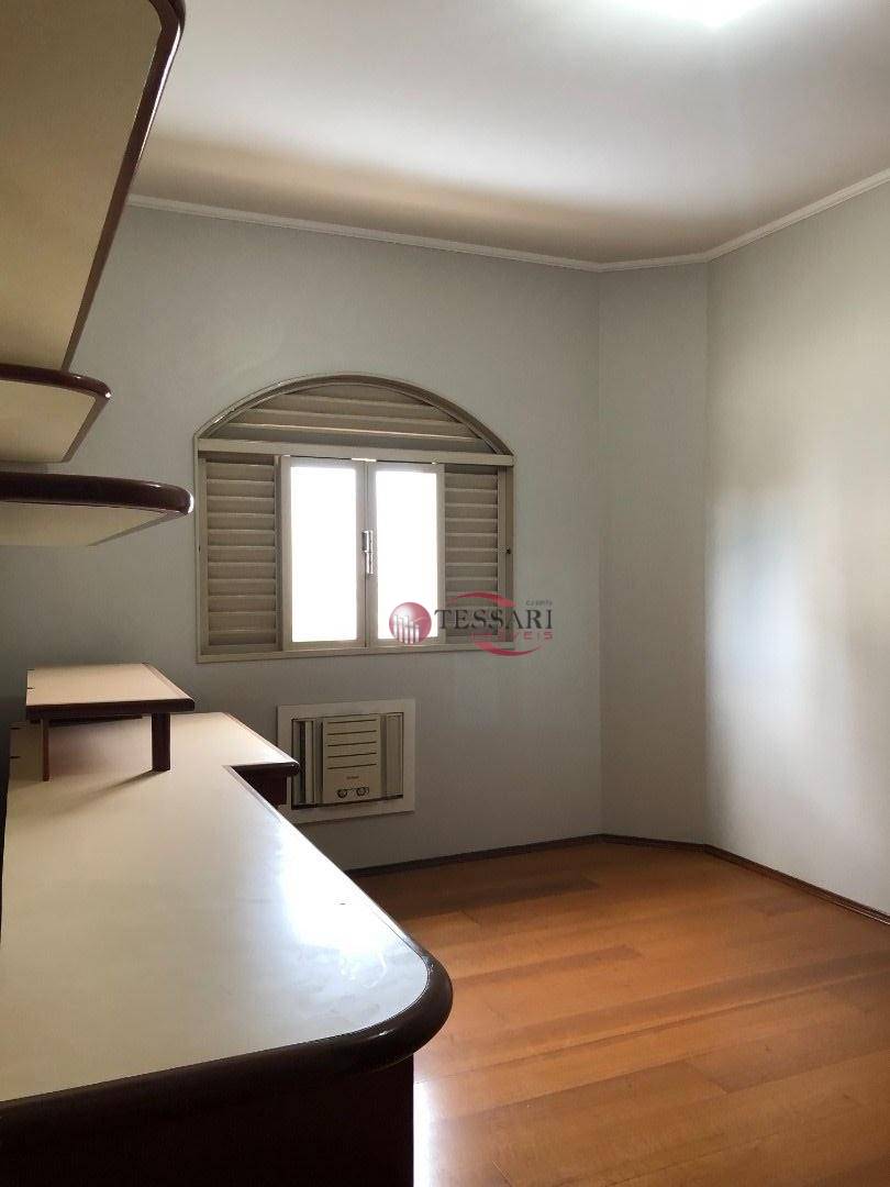 Apartamento à venda com 3 quartos, 140m² - Foto 19