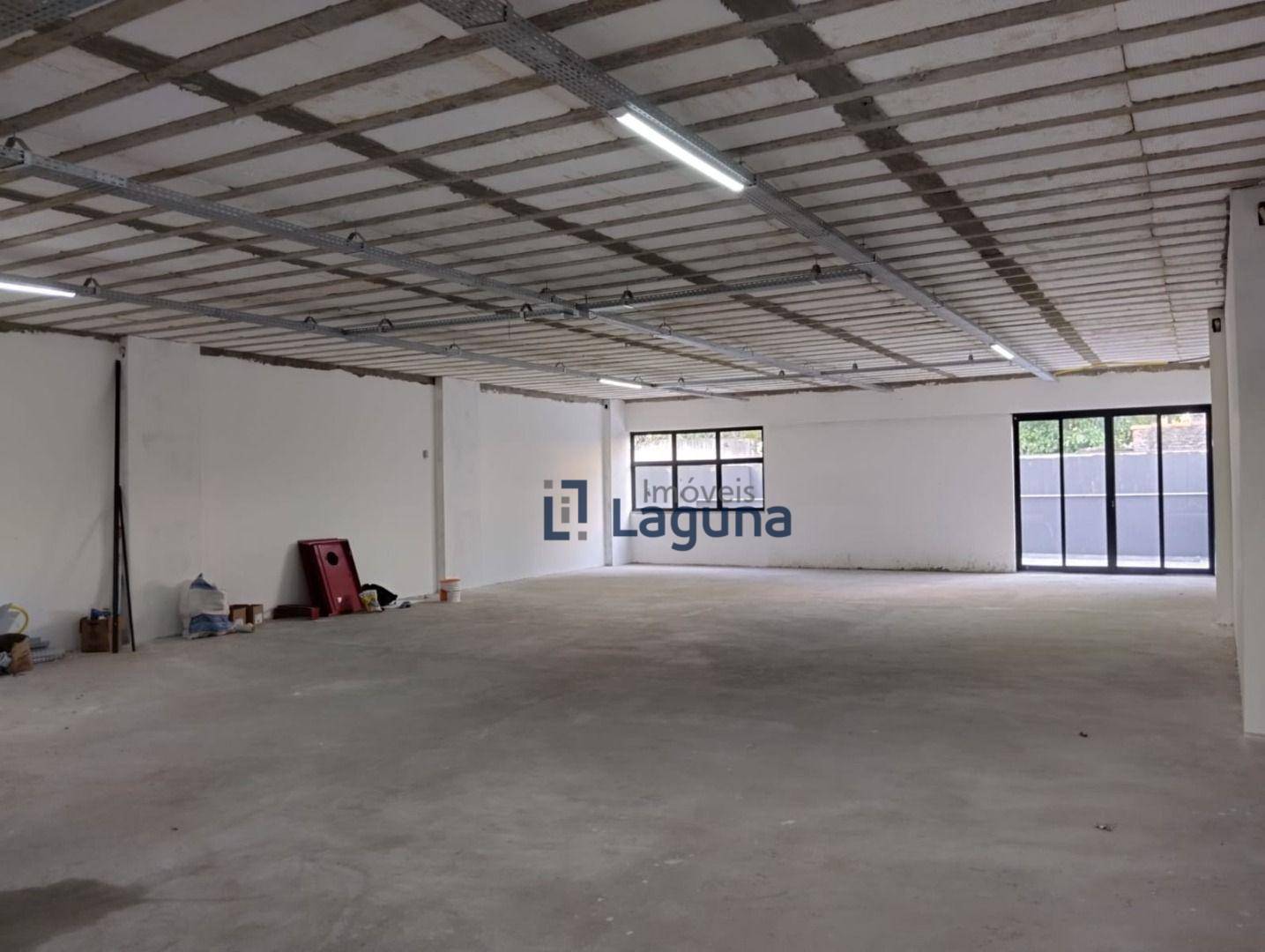 Prédio Inteiro para alugar, 1200m² - Foto 14