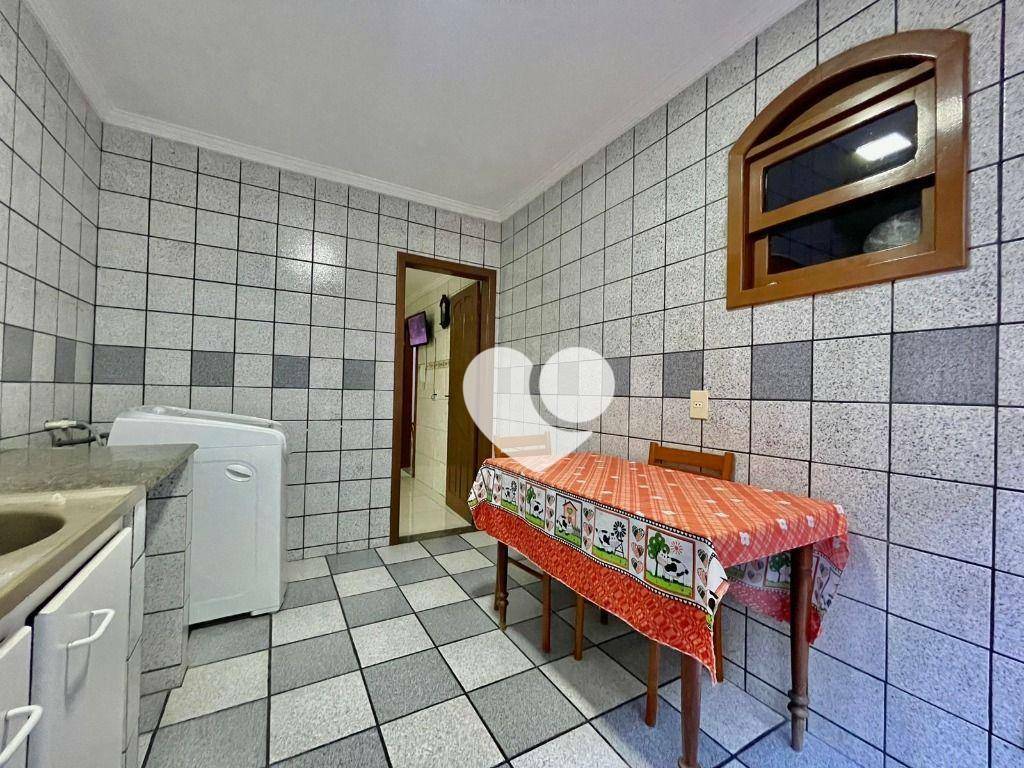 Casa à venda com 6 quartos, 428m² - Foto 23