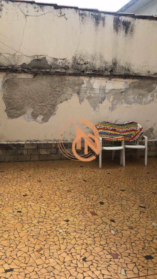Sobrado à venda e aluguel com 4 quartos, 180m² - Foto 25