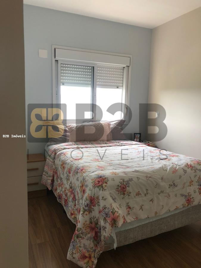 Apartamento à venda com 2 quartos, 65m² - Foto 14