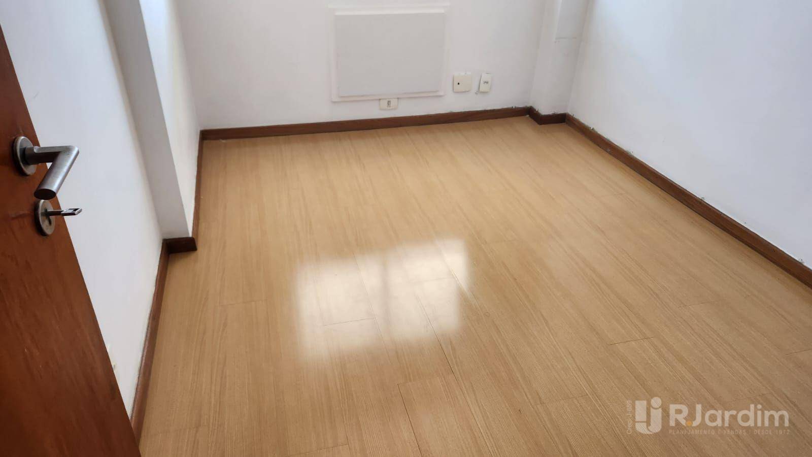 Apartamento para alugar com 3 quartos, 114m² - Foto 19