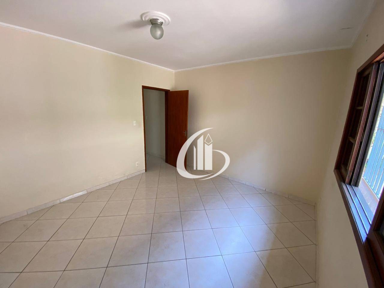 Casa à venda com 3 quartos, 206m² - Foto 8