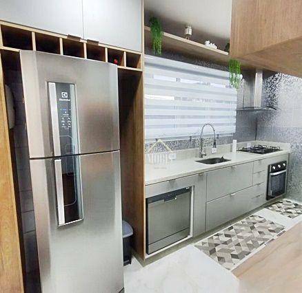 Apartamento à venda com 3 quartos, 130m² - Foto 2