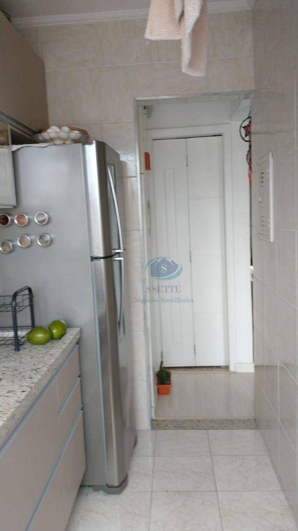 Apartamento à venda com 1 quarto, 38m² - Foto 4