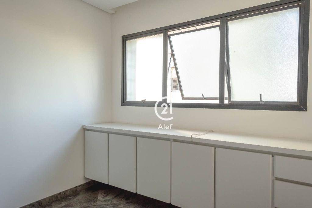 Apartamento para alugar com 4 quartos, 245m² - Foto 59