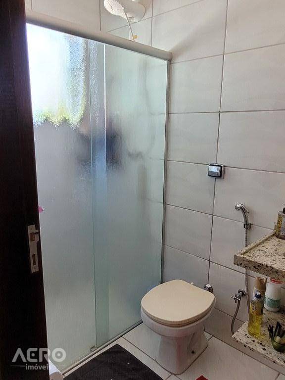 Casa à venda com 3 quartos, 180m² - Foto 12