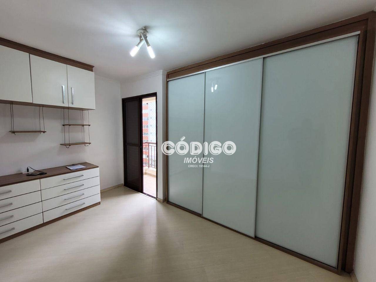 Apartamento à venda com 3 quartos, 97m² - Foto 22