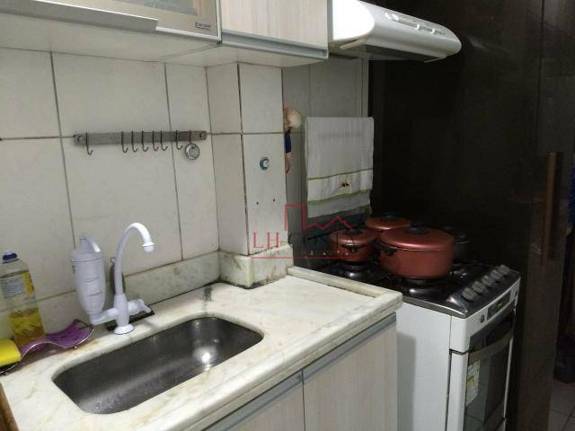 Apartamento à venda com 2 quartos, 53m² - Foto 4