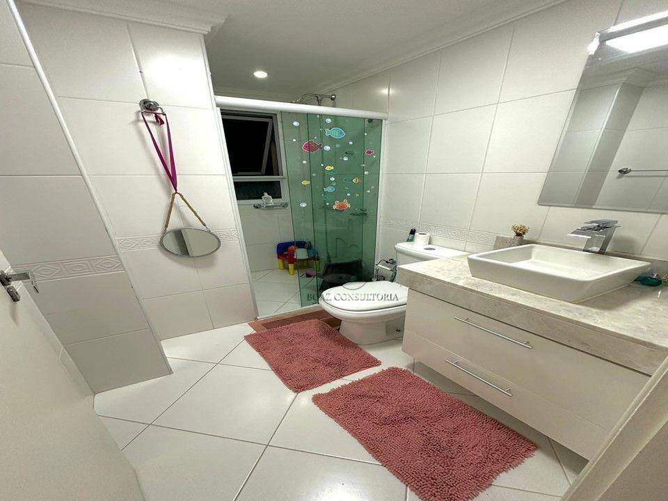 Apartamento à venda com 3 quartos, 140m² - Foto 12