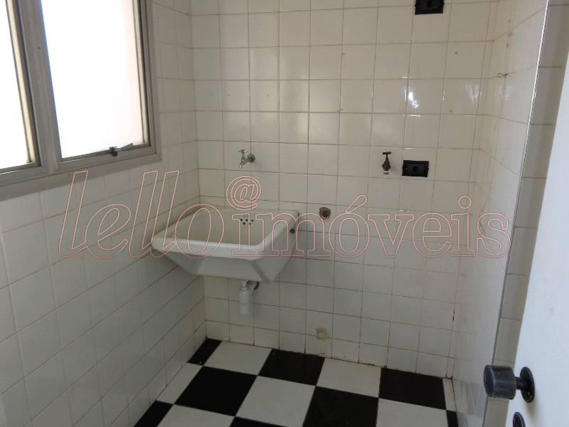 Apartamento para alugar com 3 quartos, 98m² - Foto 14