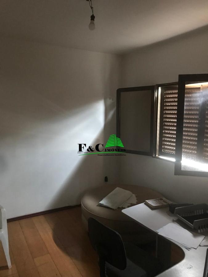 Casa à venda com 3 quartos, 180m² - Foto 17