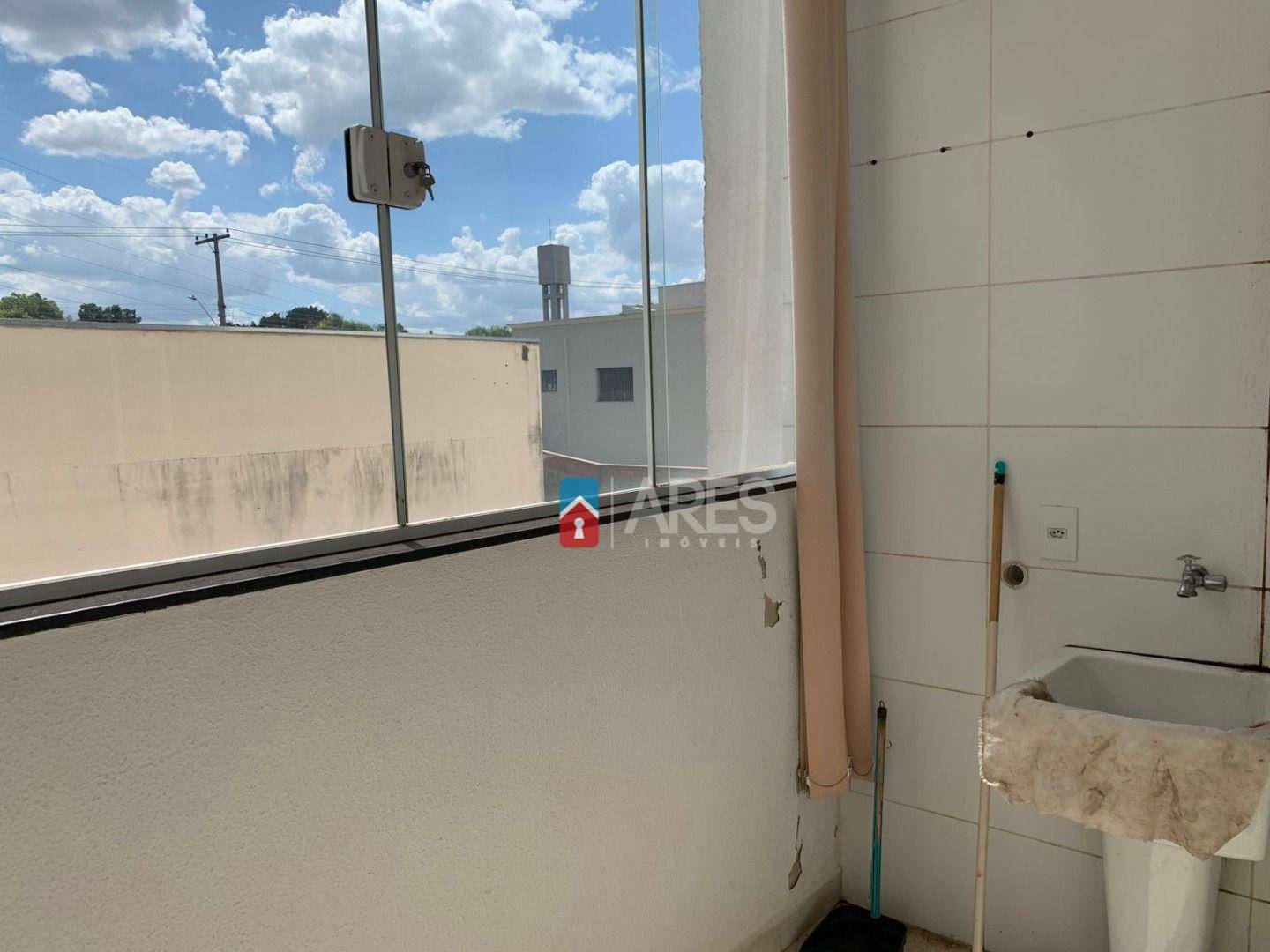 Apartamento para alugar com 2 quartos, 80m² - Foto 8