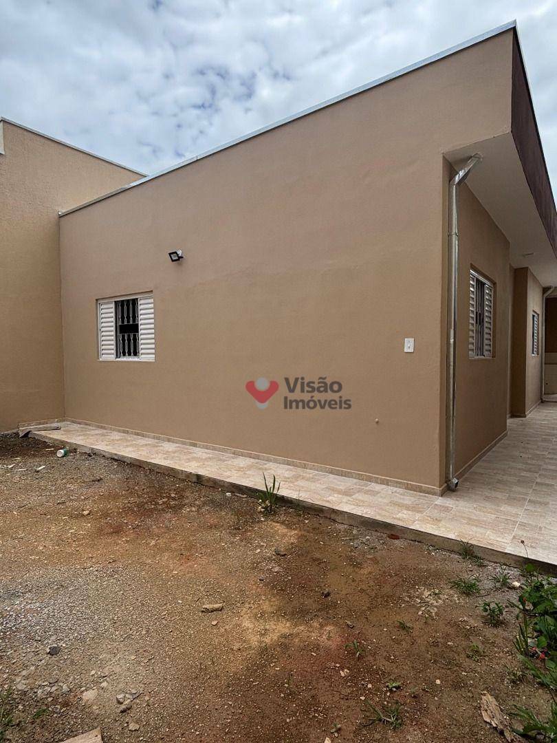 Casa à venda com 3 quartos, 200M2 - Foto 25