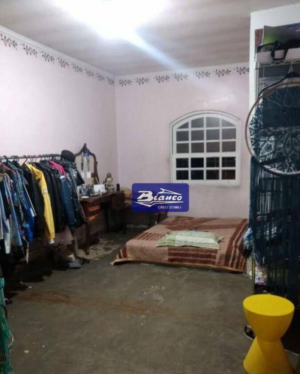 Sobrado à venda com 3 quartos, 160m² - Foto 3