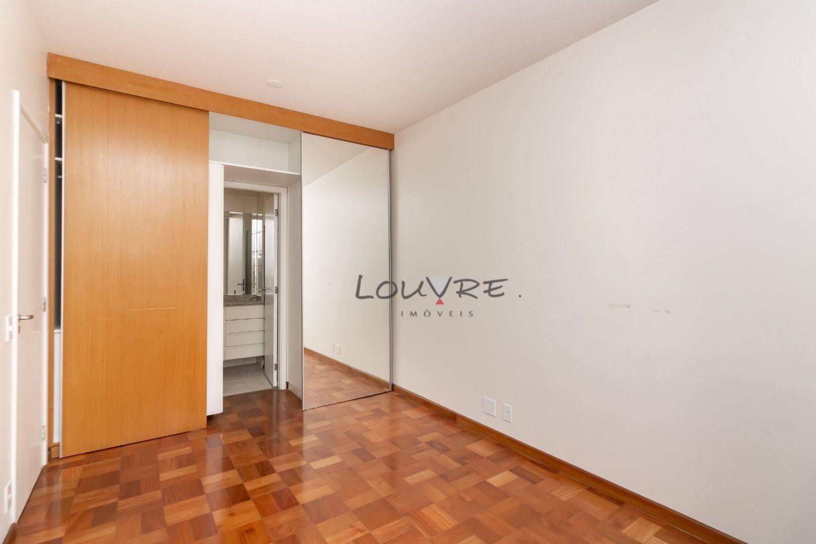 Apartamento à venda com 3 quartos, 125m² - Foto 14