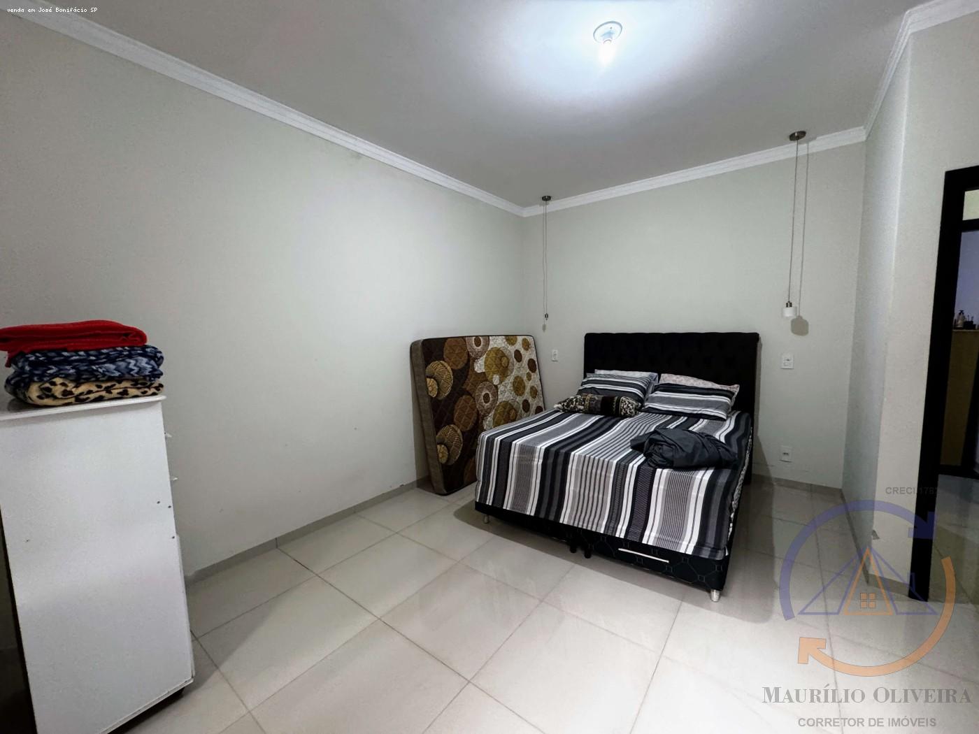 Casa à venda com 3 quartos, 259m² - Foto 14