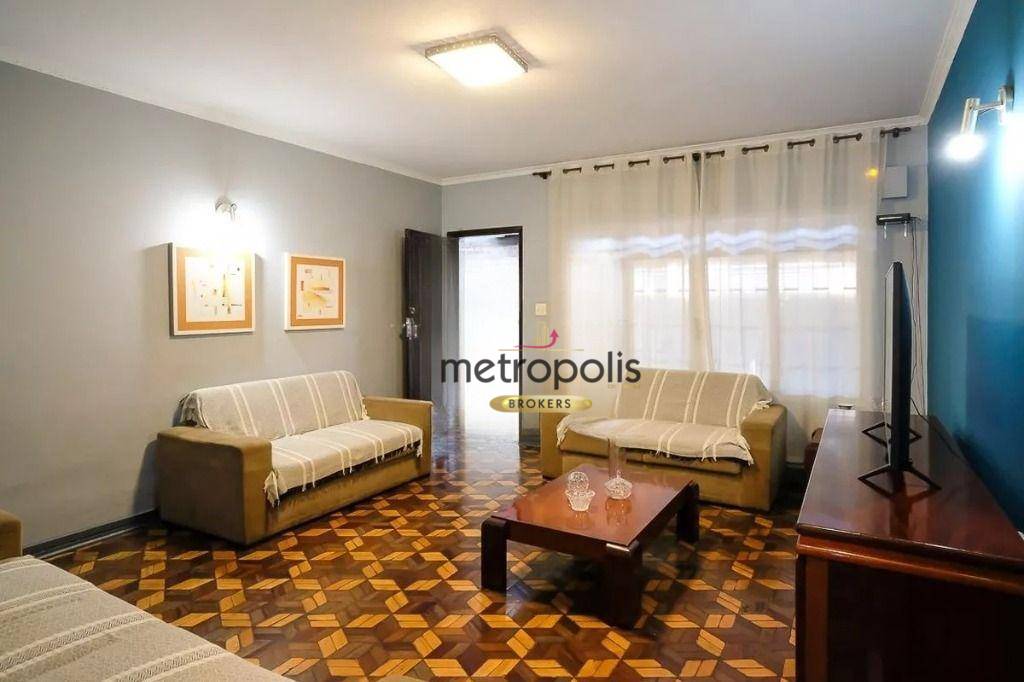 Sobrado à venda com 4 quartos, 215m² - Foto 1