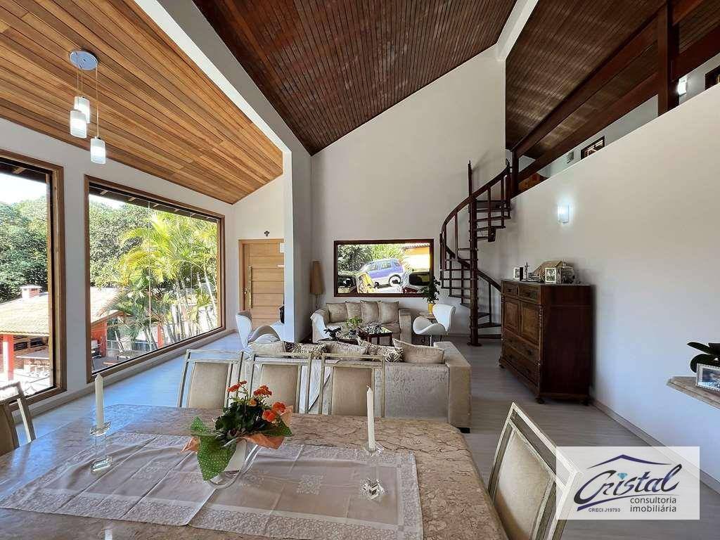 Casa de Condomínio à venda com 4 quartos, 350m² - Foto 12