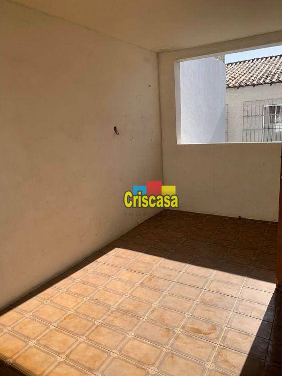 Casa para alugar com 5 quartos, 150m² - Foto 3