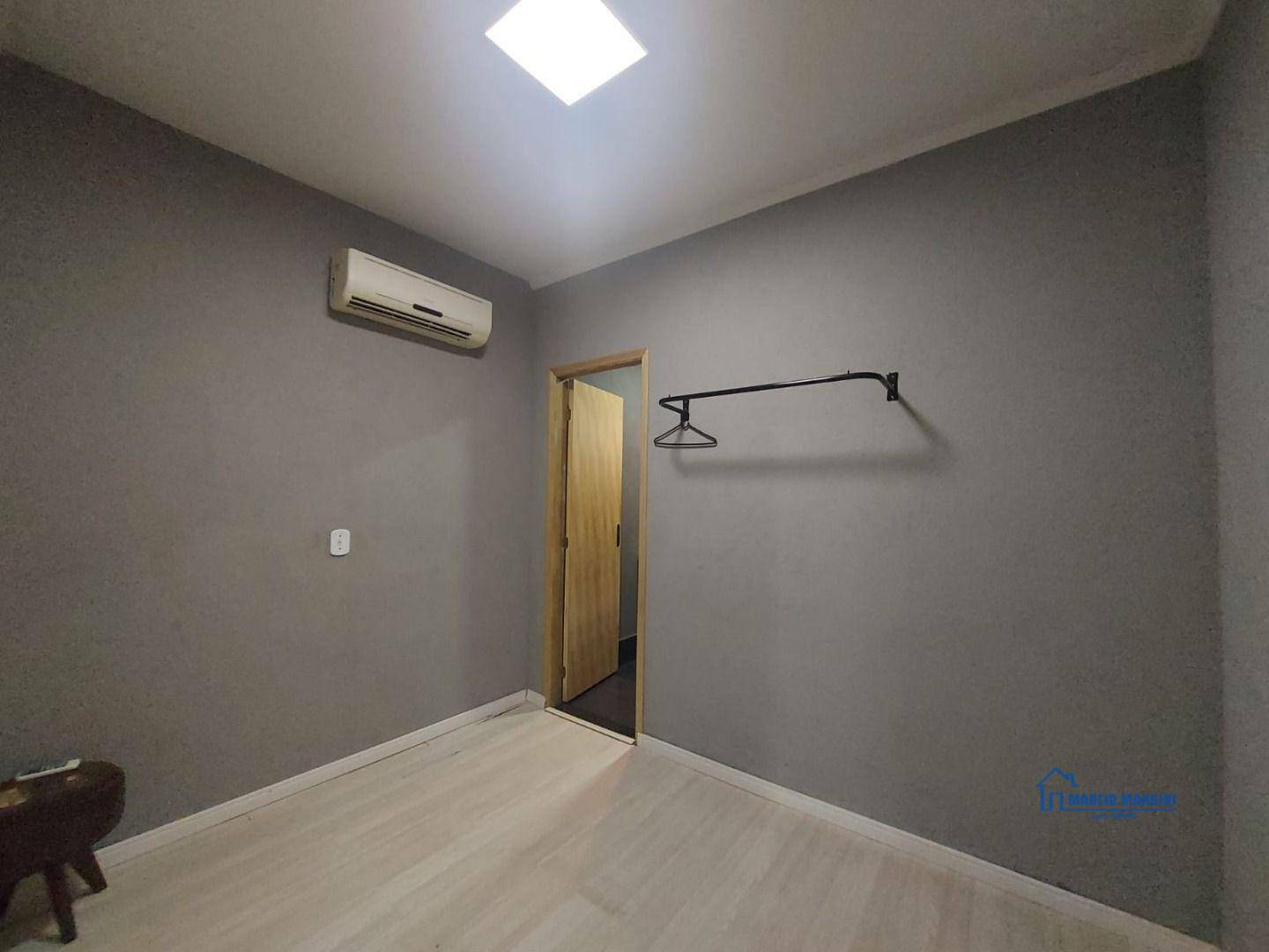 Casa para alugar com 12 quartos, 350m² - Foto 13