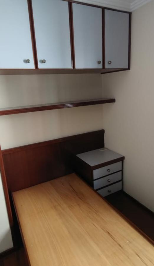 Apartamento para alugar com 3 quartos, 85m² - Foto 11