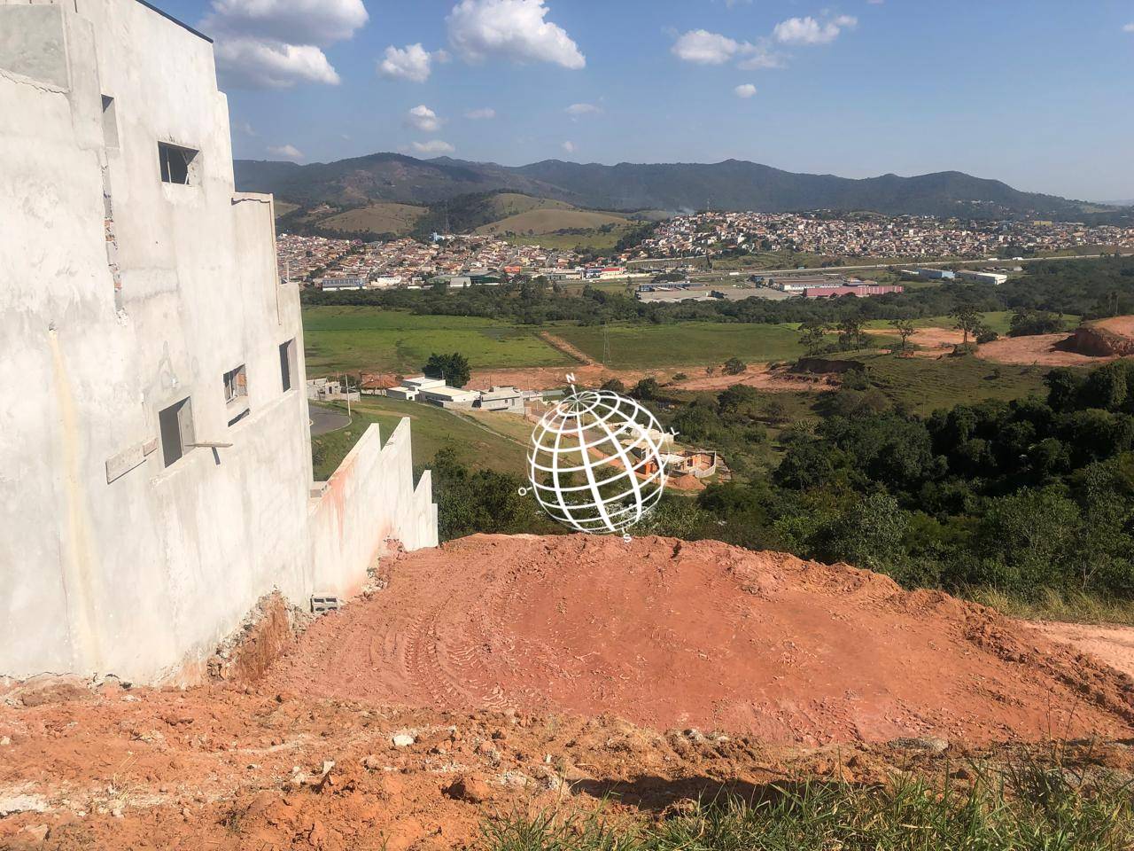 Loteamento e Condomínio, 360 m² - Foto 1