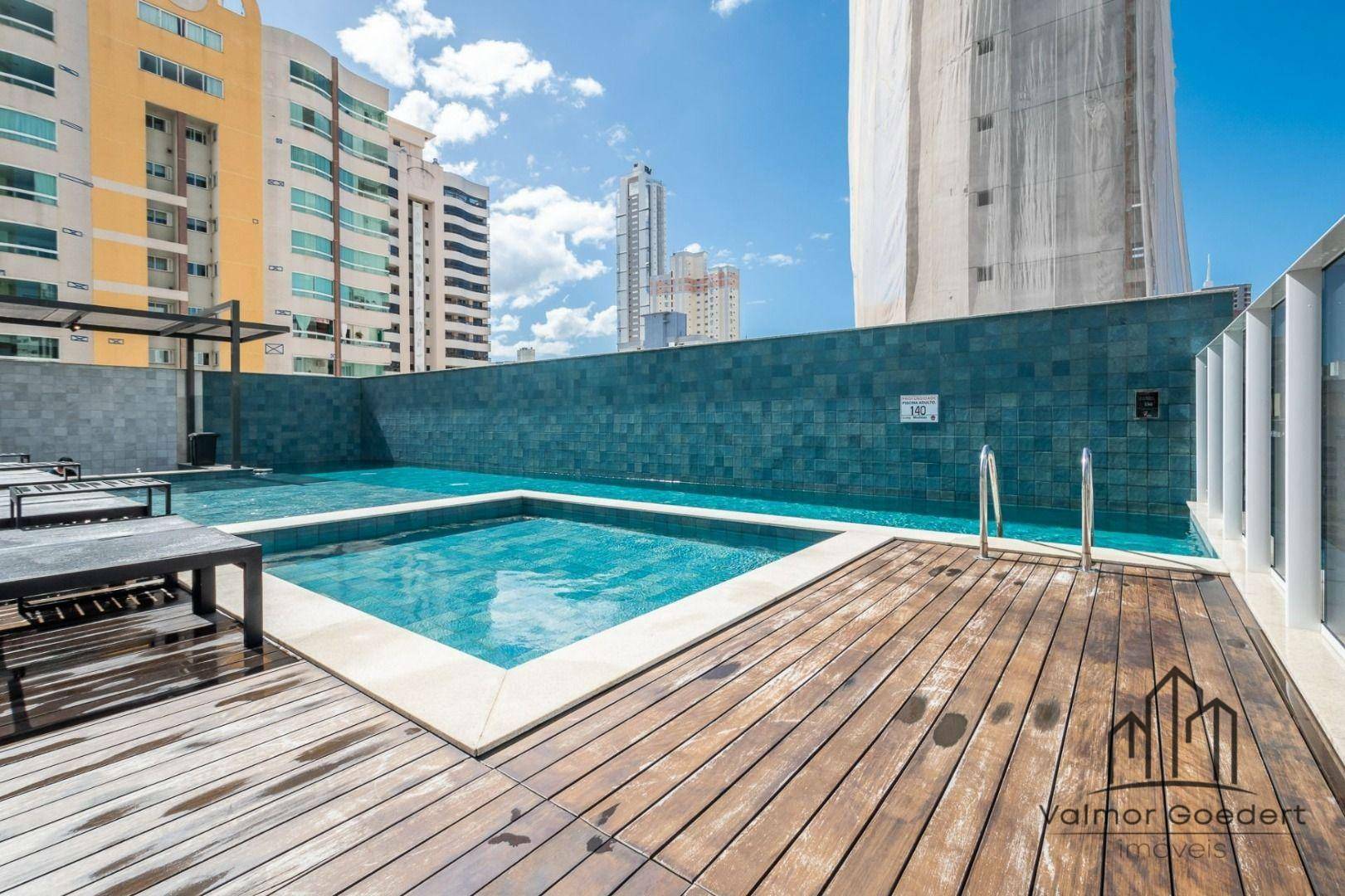 Apartamento à venda com 3 quartos, 143m² - Foto 26