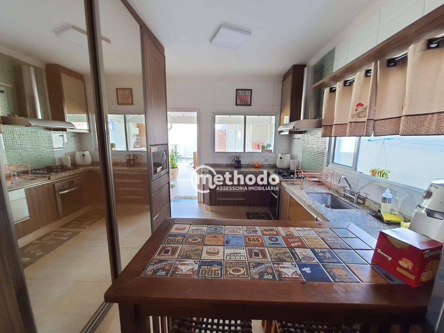 Casa de Condomínio à venda com 3 quartos, 260m² - Foto 5