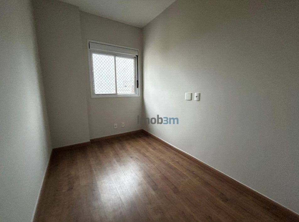 Apartamento para alugar com 3 quartos, 70m² - Foto 9