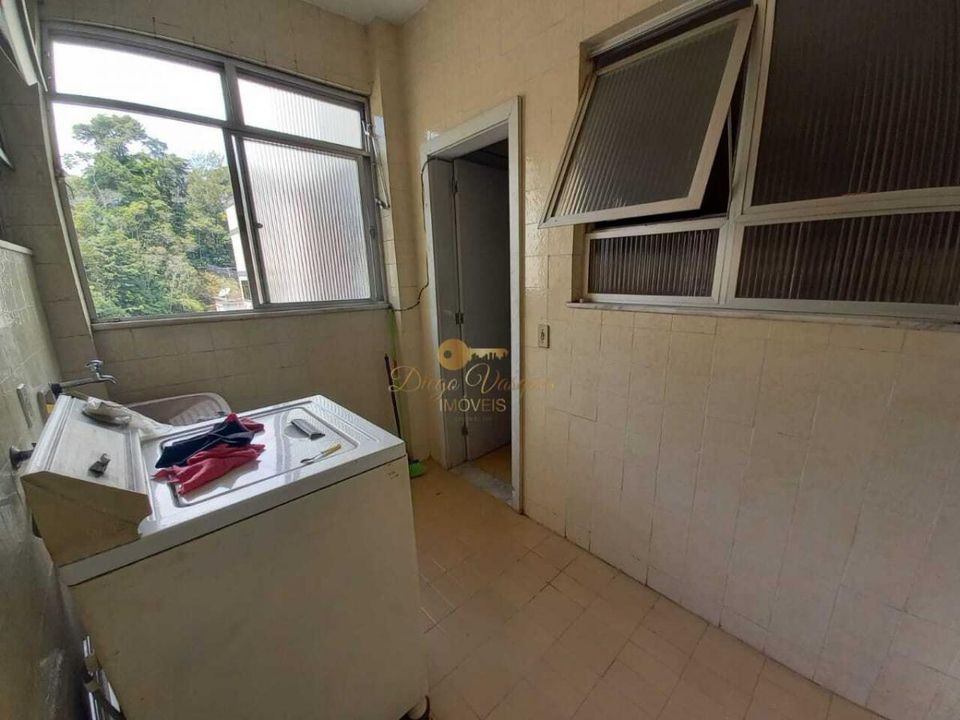 Apartamento à venda com 2 quartos, 82m² - Foto 10