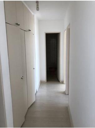 Apartamento à venda com 2 quartos, 75m² - Foto 2