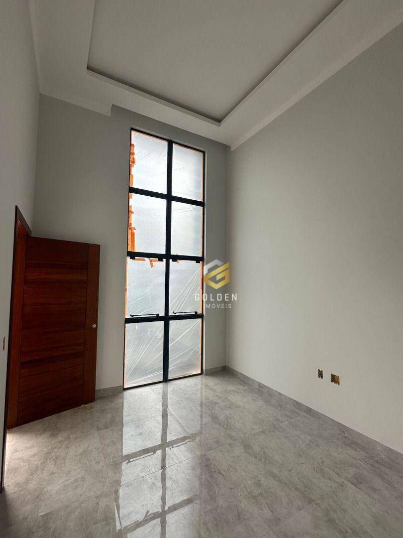 Casa à venda com 2 quartos, 81m² - Foto 2