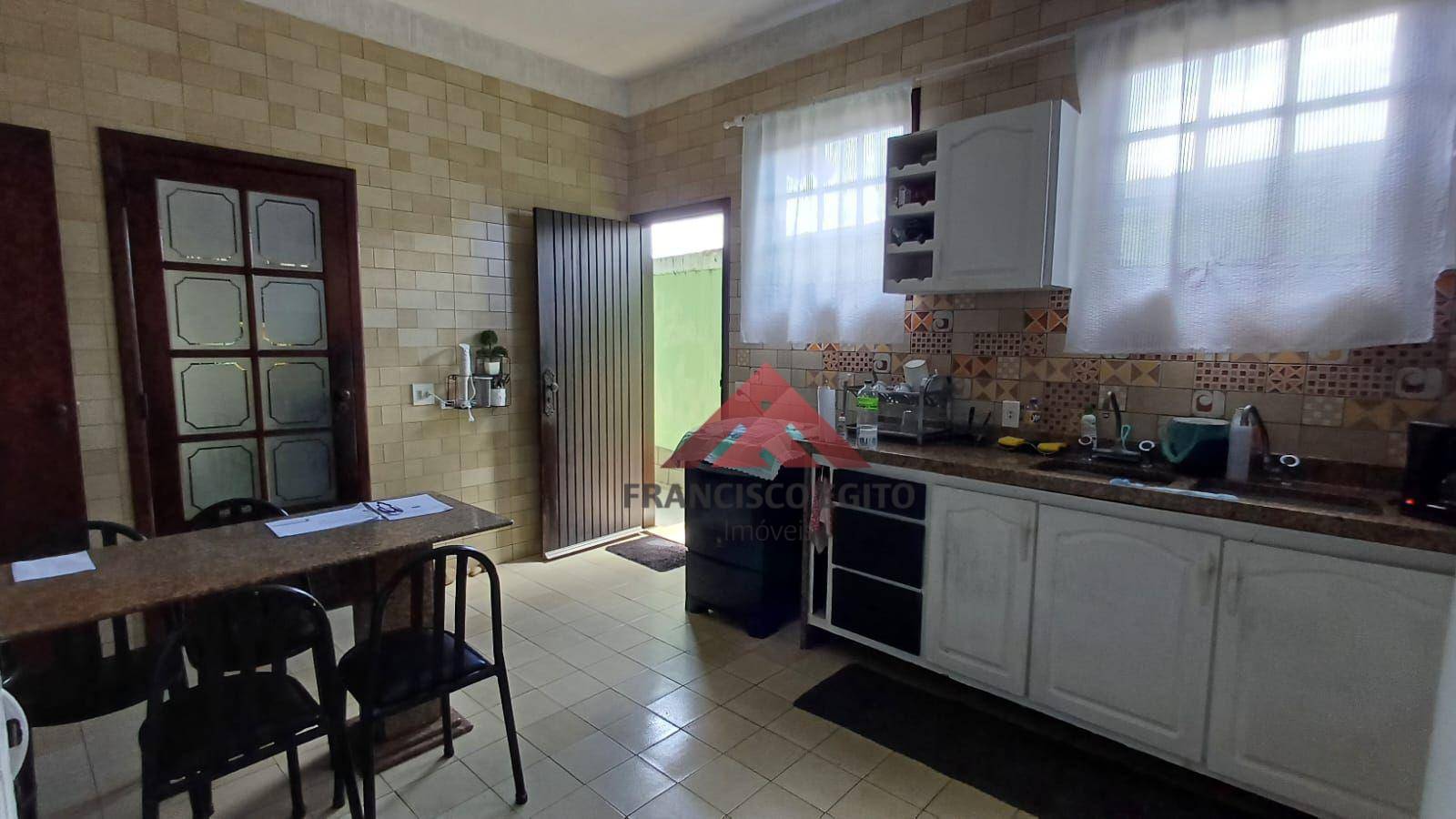 Casa à venda com 3 quartos, 160m² - Foto 17