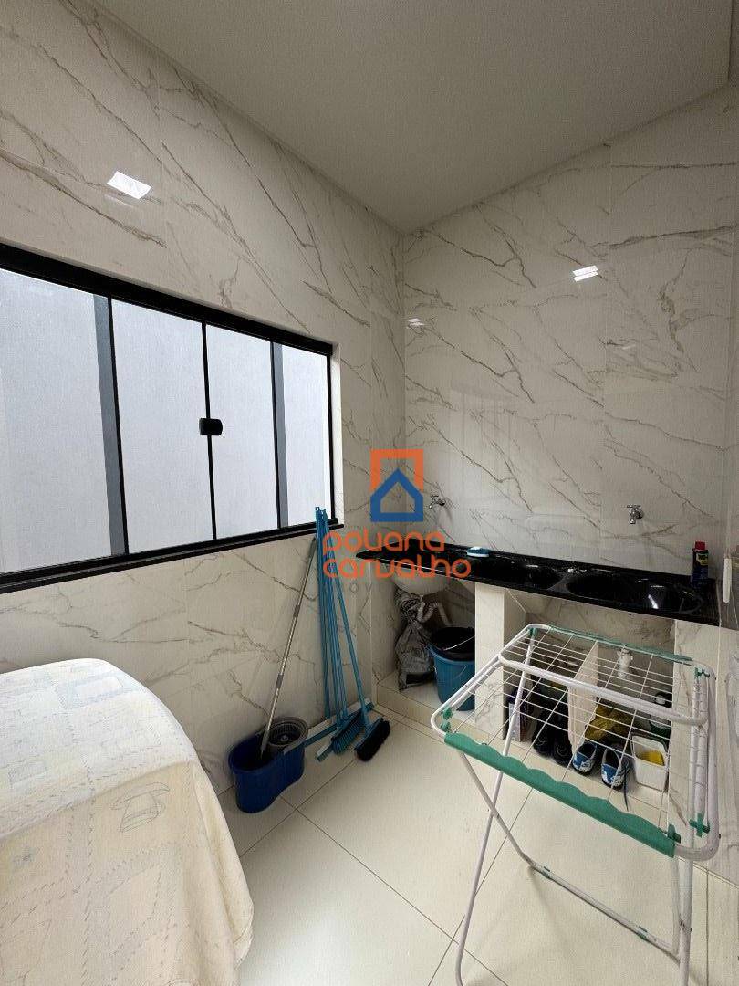 Casa à venda com 3 quartos, 182m² - Foto 12