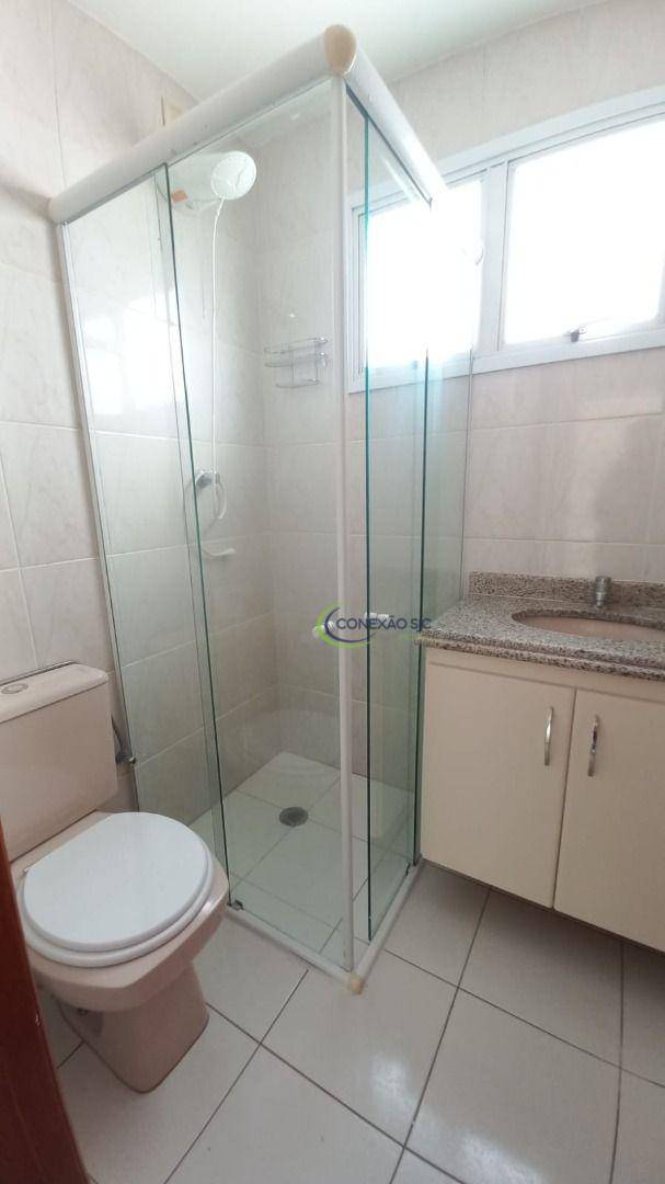 Apartamento para alugar com 2 quartos, 54m² - Foto 17