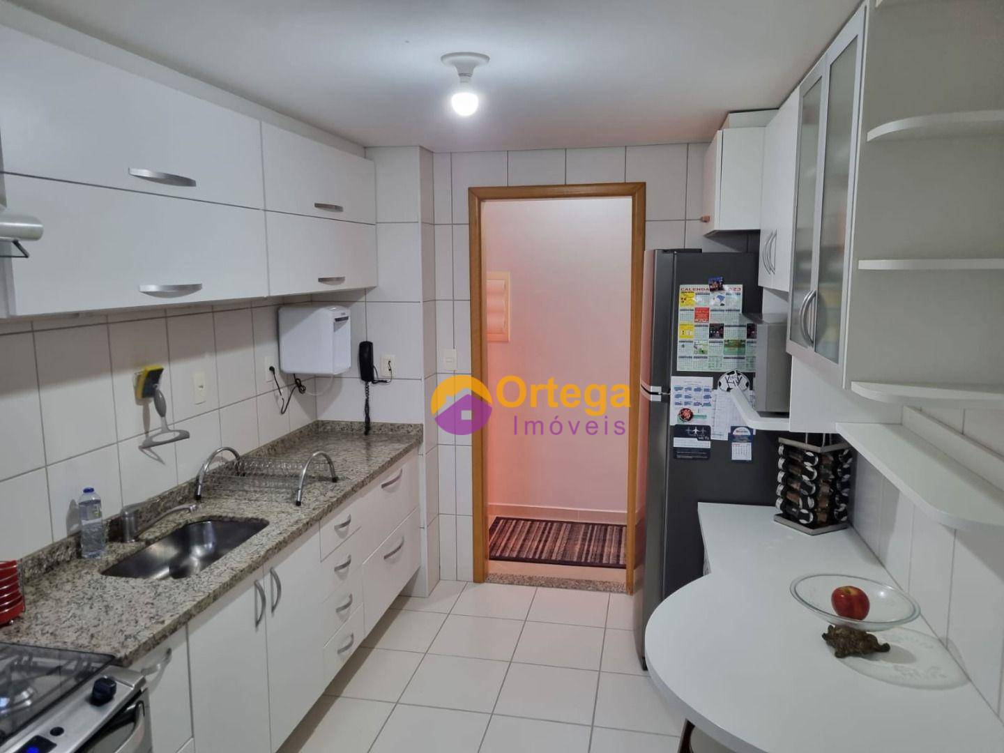 Apartamento à venda com 3 quartos, 95m² - Foto 17