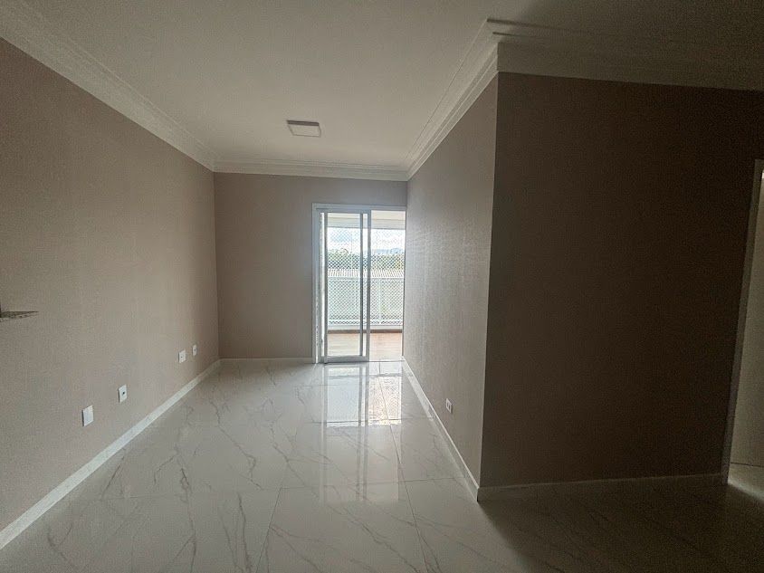 Apartamento à venda com 3 quartos, 83m² - Foto 4