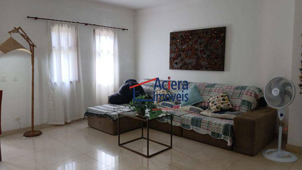 Casa de Condomínio à venda com 3 quartos, 217m² - Foto 18