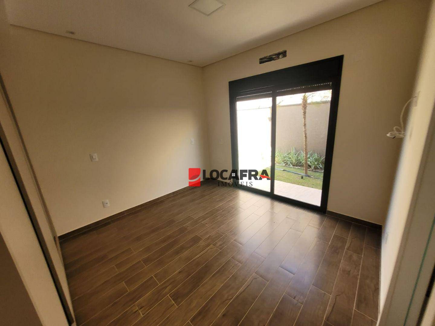 Casa de Condomínio à venda com 4 quartos, 378m² - Foto 26