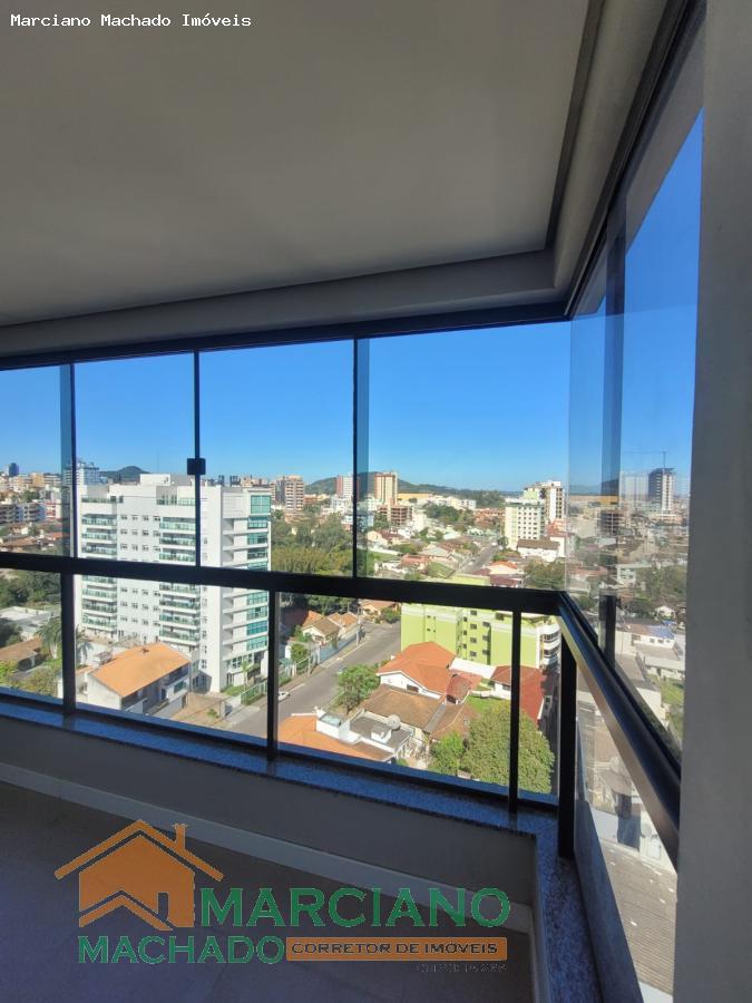 Apartamento à venda com 3 quartos, 153m² - Foto 5