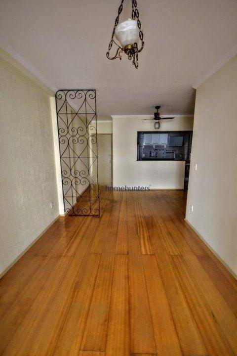 Apartamento à venda com 1 quarto, 62m² - Foto 4