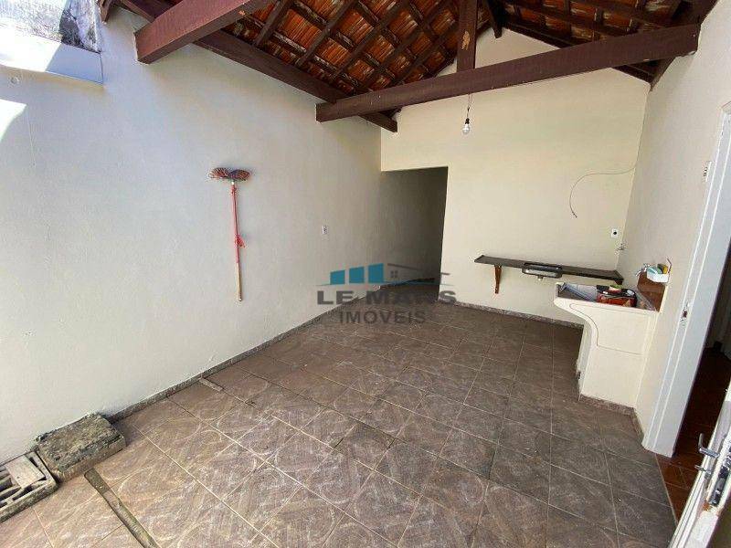 Casa à venda com 4 quartos, 182m² - Foto 10