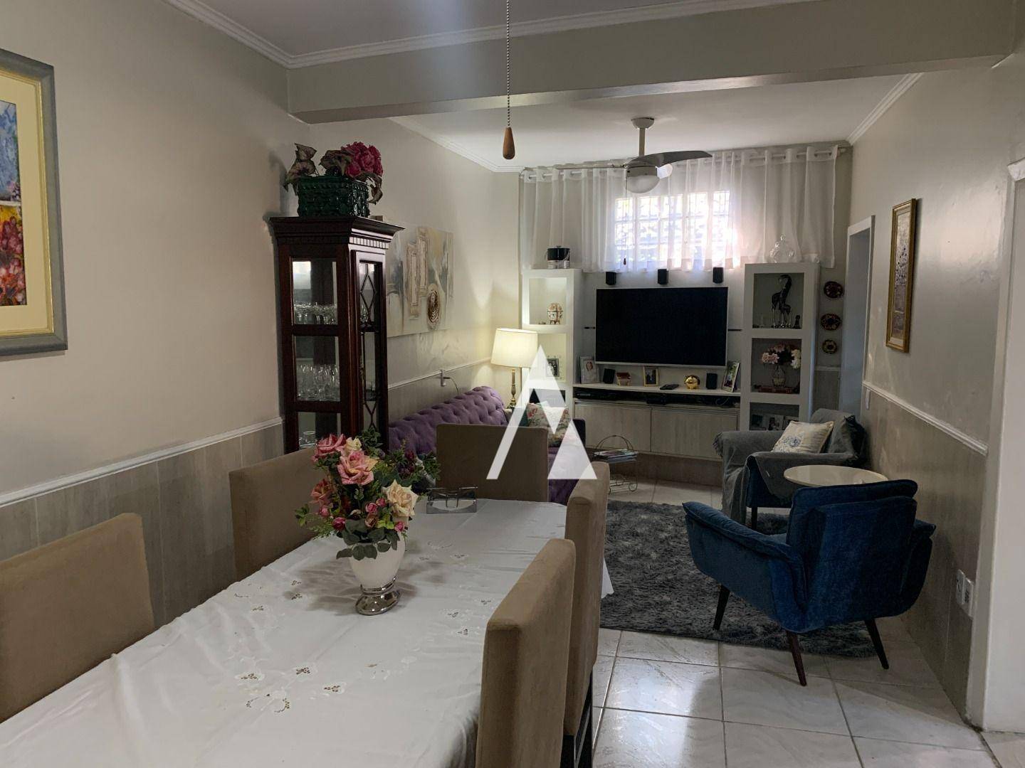 Casa à venda com 5 quartos, 134m² - Foto 19