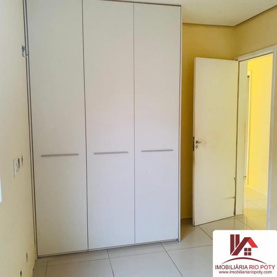 Apartamento à venda com 3 quartos, 68m² - Foto 4